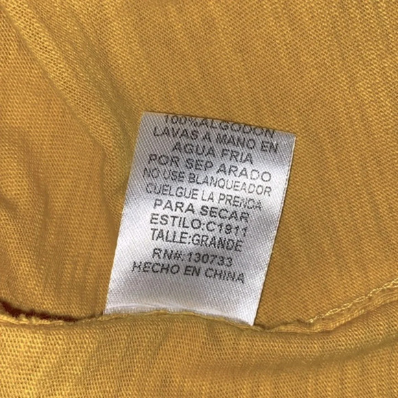 Umgee mustard color distressed top size large - Picture 7 of 8